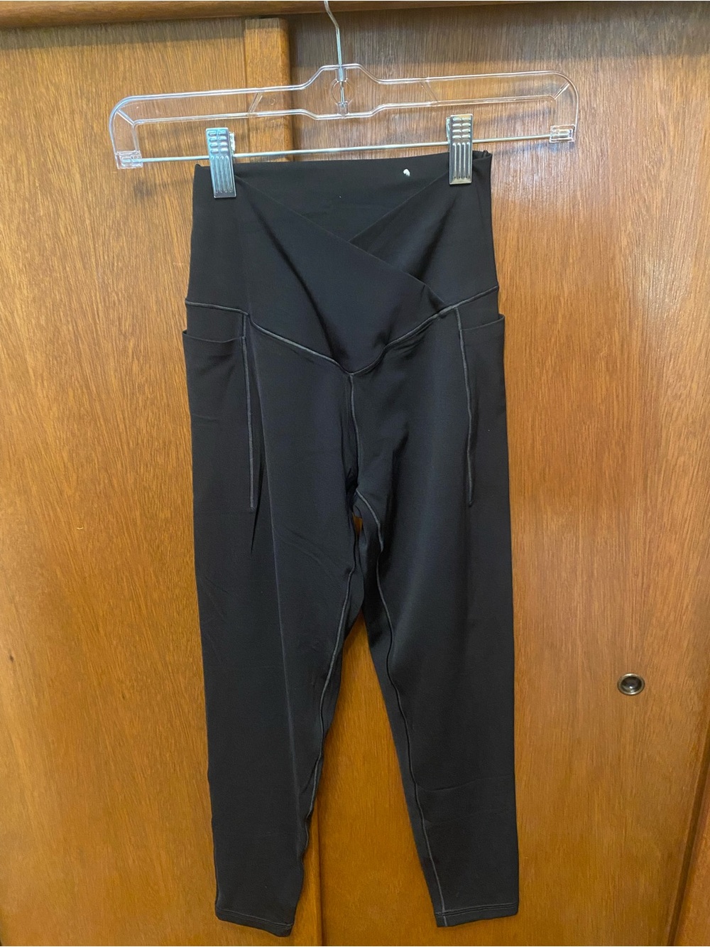 aerie Black V-Crossover High-Waist Leggings